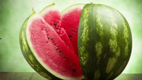 威海网红吃瓜事件,一场网络舆论的风暴与反思