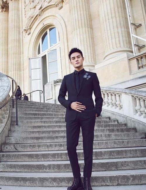 双男主娱乐圈吃瓜文推荐,瓜田里的甜蜜较量  第3张