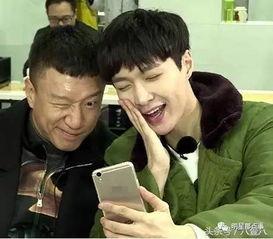 张艺兴吃瓜娱乐完整版视频,吃瓜娱乐幕后故事全记录  第3张