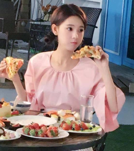 娱乐吃瓜酱巴基斯坦,揭秘巴基斯坦的趣味生活  第2张